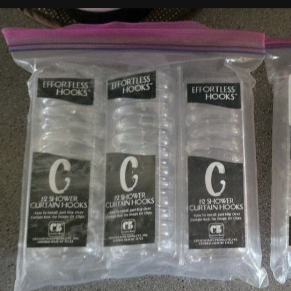 Plastic shower curtain hooks